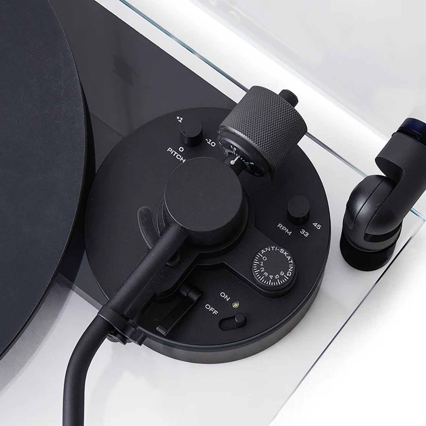 Turntable | ターンテーブル
