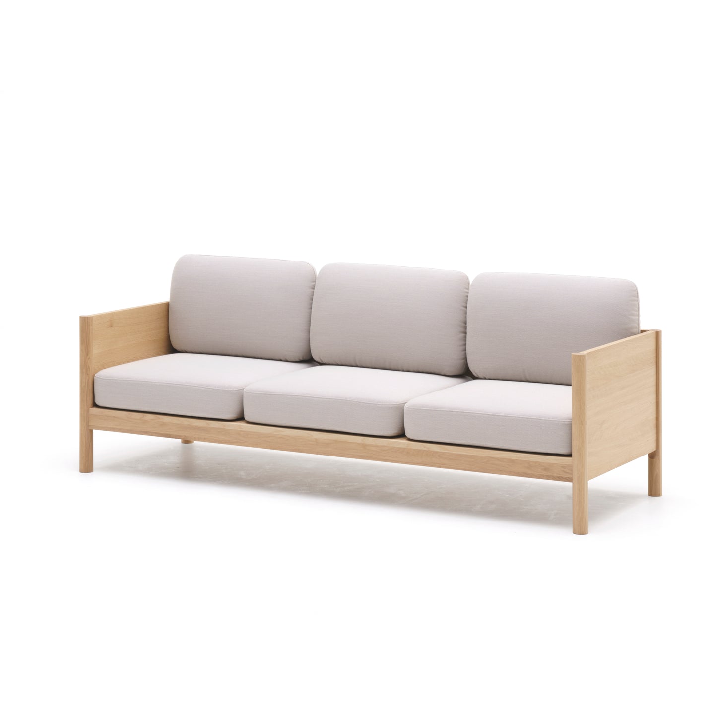 Castor Lobby Sofa 3-Seater | キャストールロビーソファ 3シーター