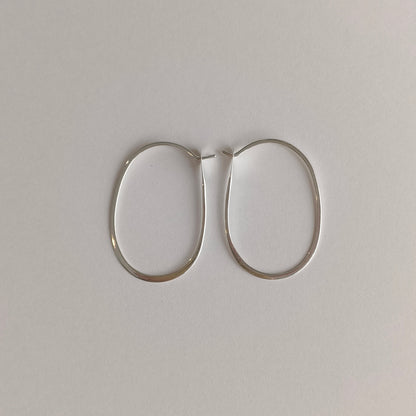 Melissa Joy Manning Sterling Silver Large Oval Hoops  | メリッサ・ジョイ・マニング スターリングシルバー ラージ オーバル フープ